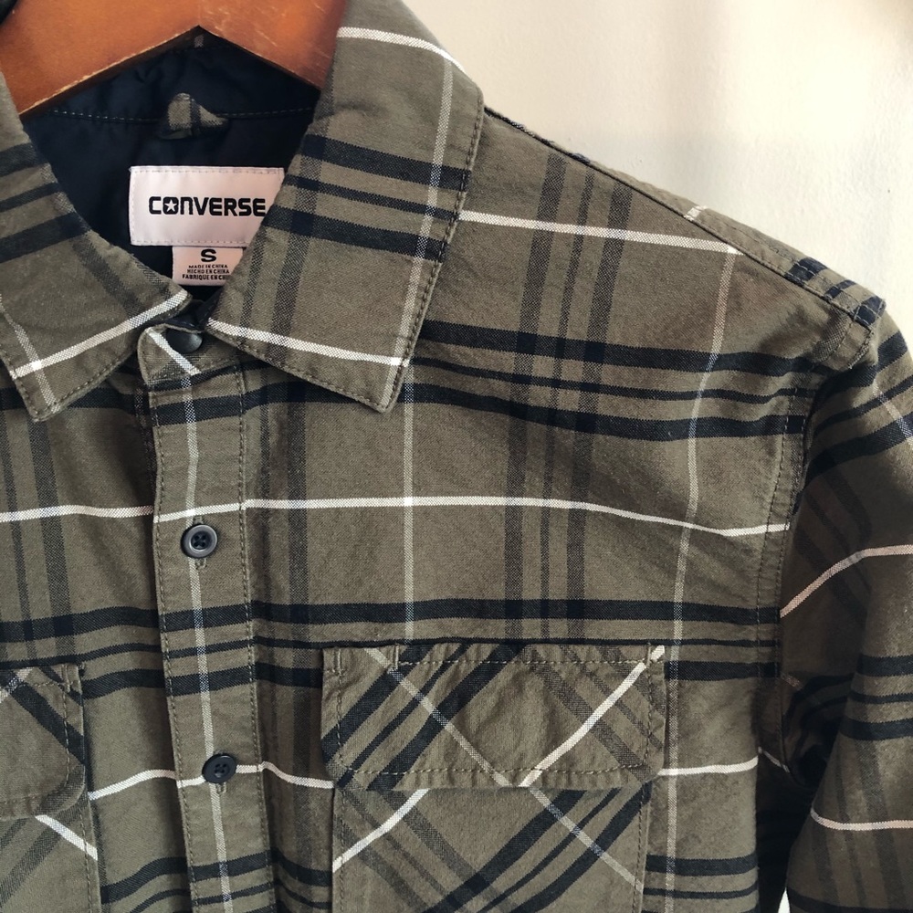 Converse Button Down - Picture 2 of 3